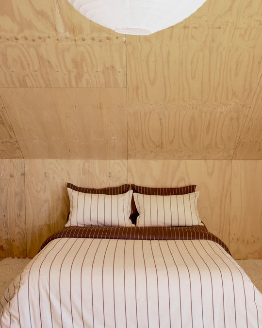 Quilt Cover - Vanilla / Mahogany