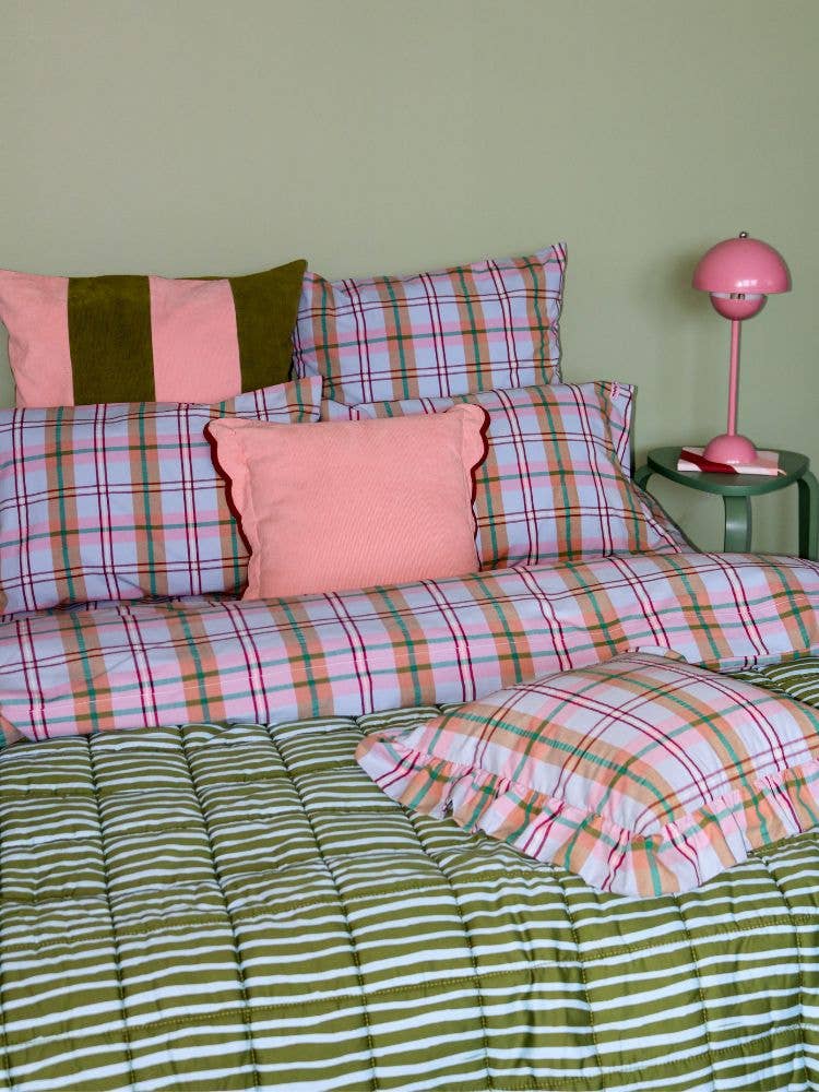 Confetti Plaid Cushion: With feather insert