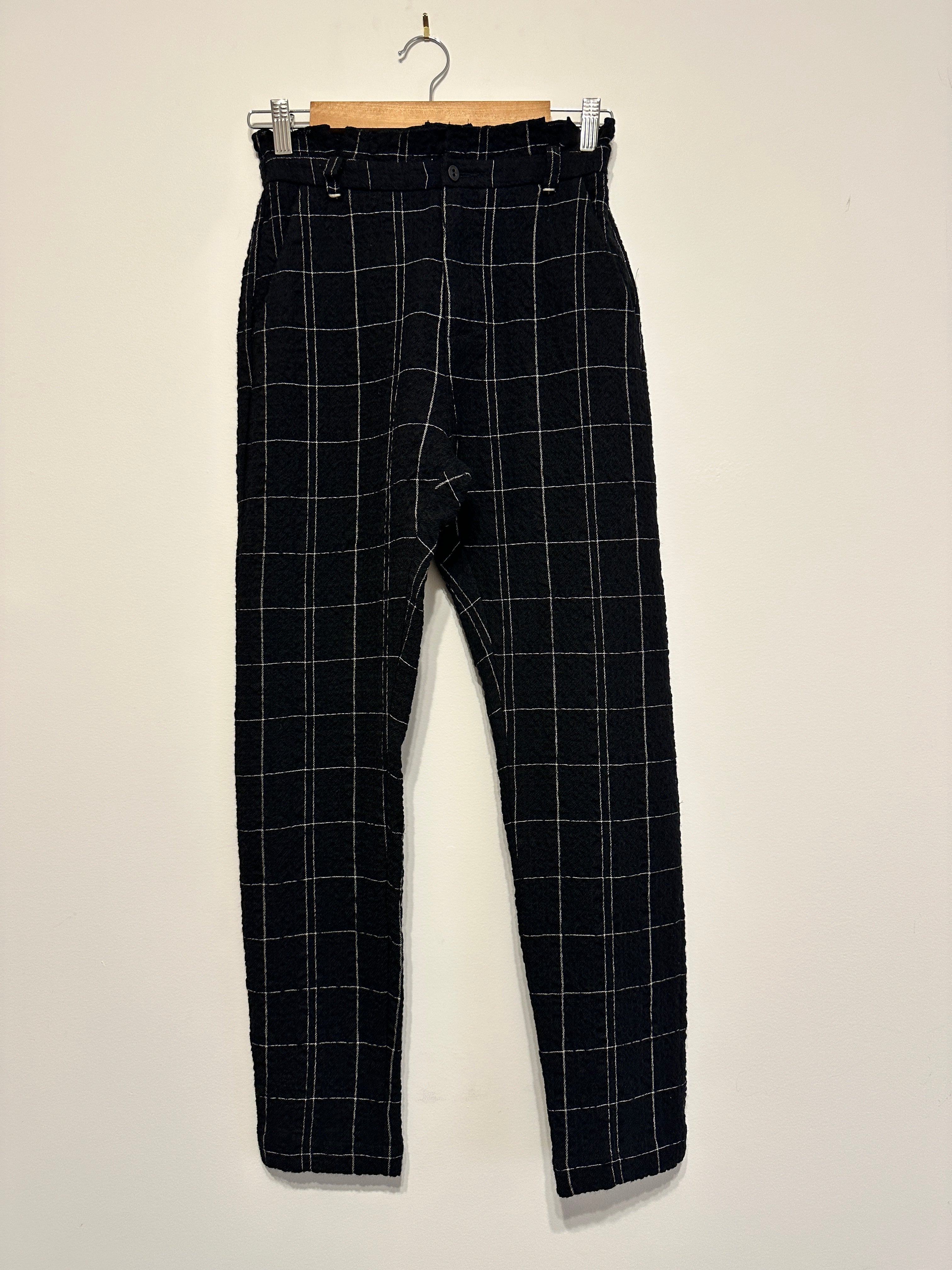 Trasnit Par Such Black and White Slim Check