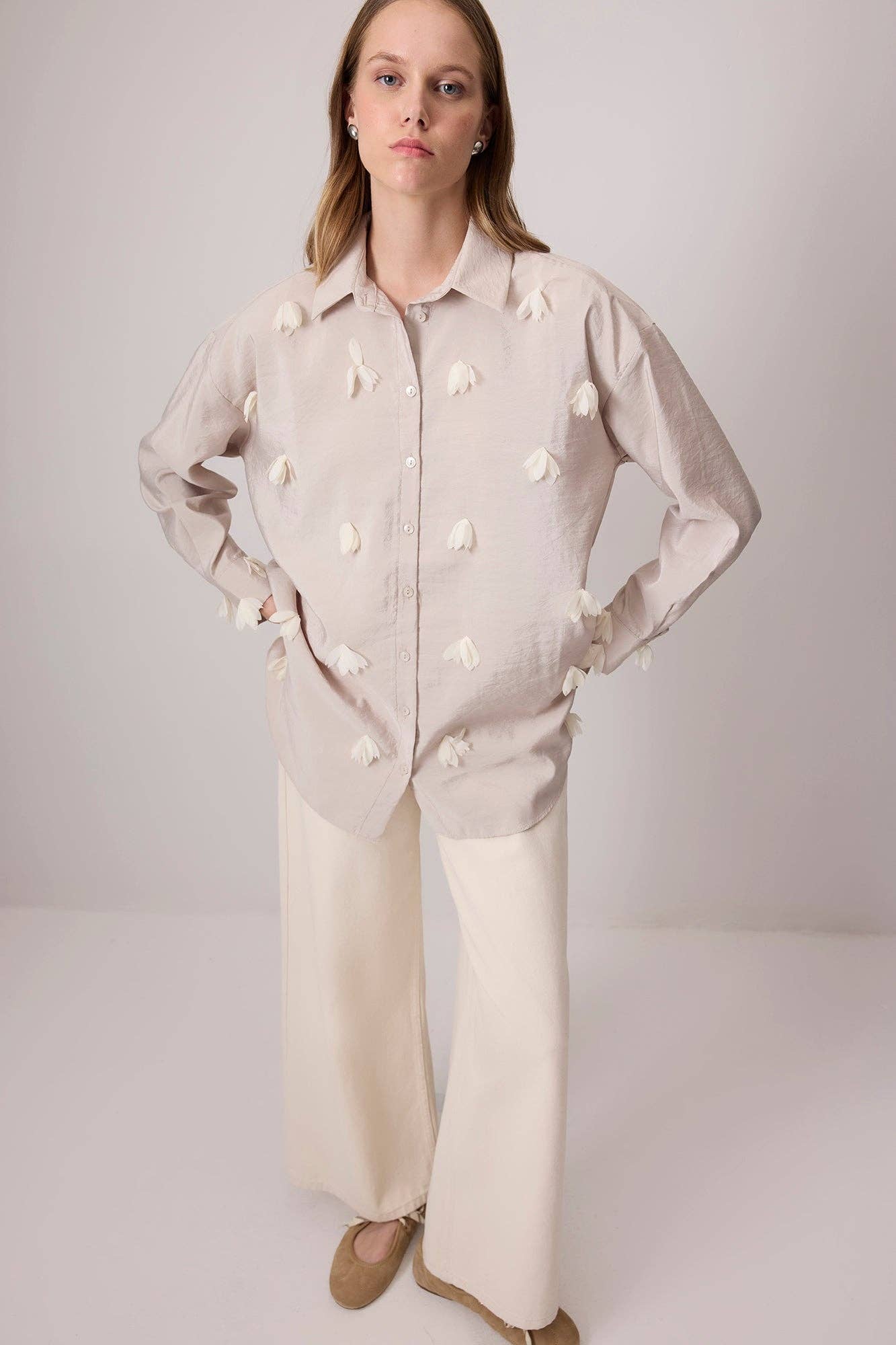 Embroidered Mesh Flower Shirt: Stone