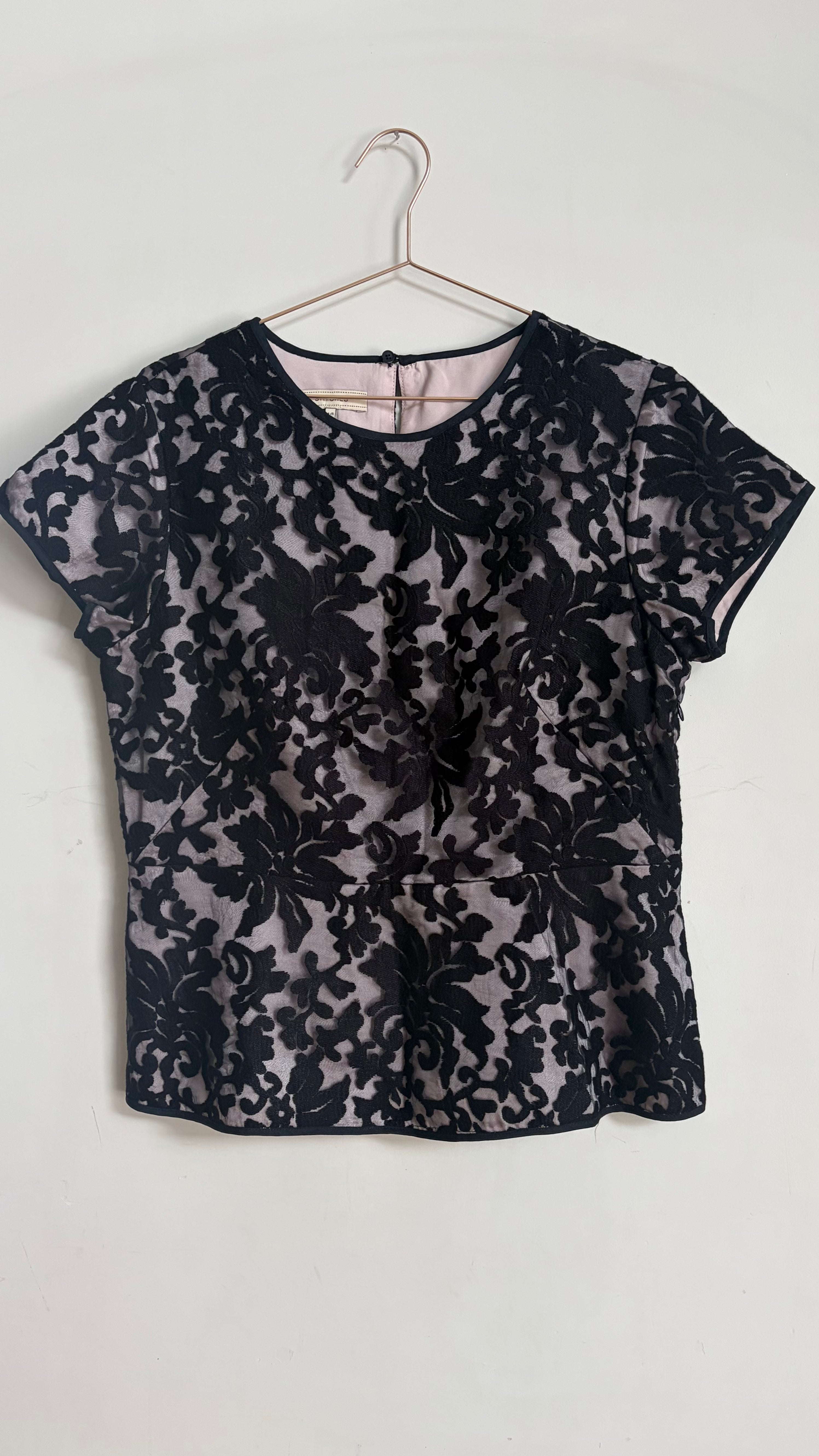 Stitches lace top-14