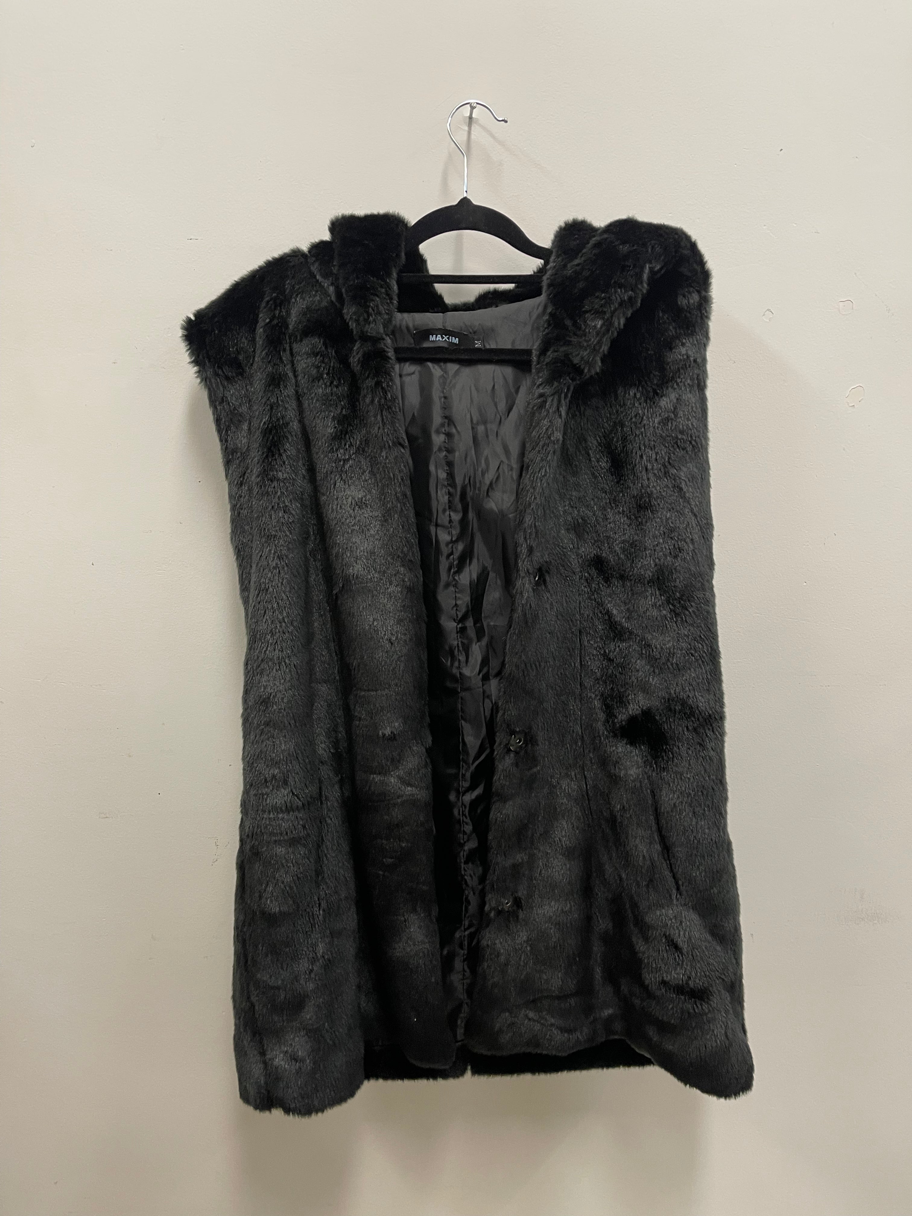 Maxim Black Faux Fur Vest M