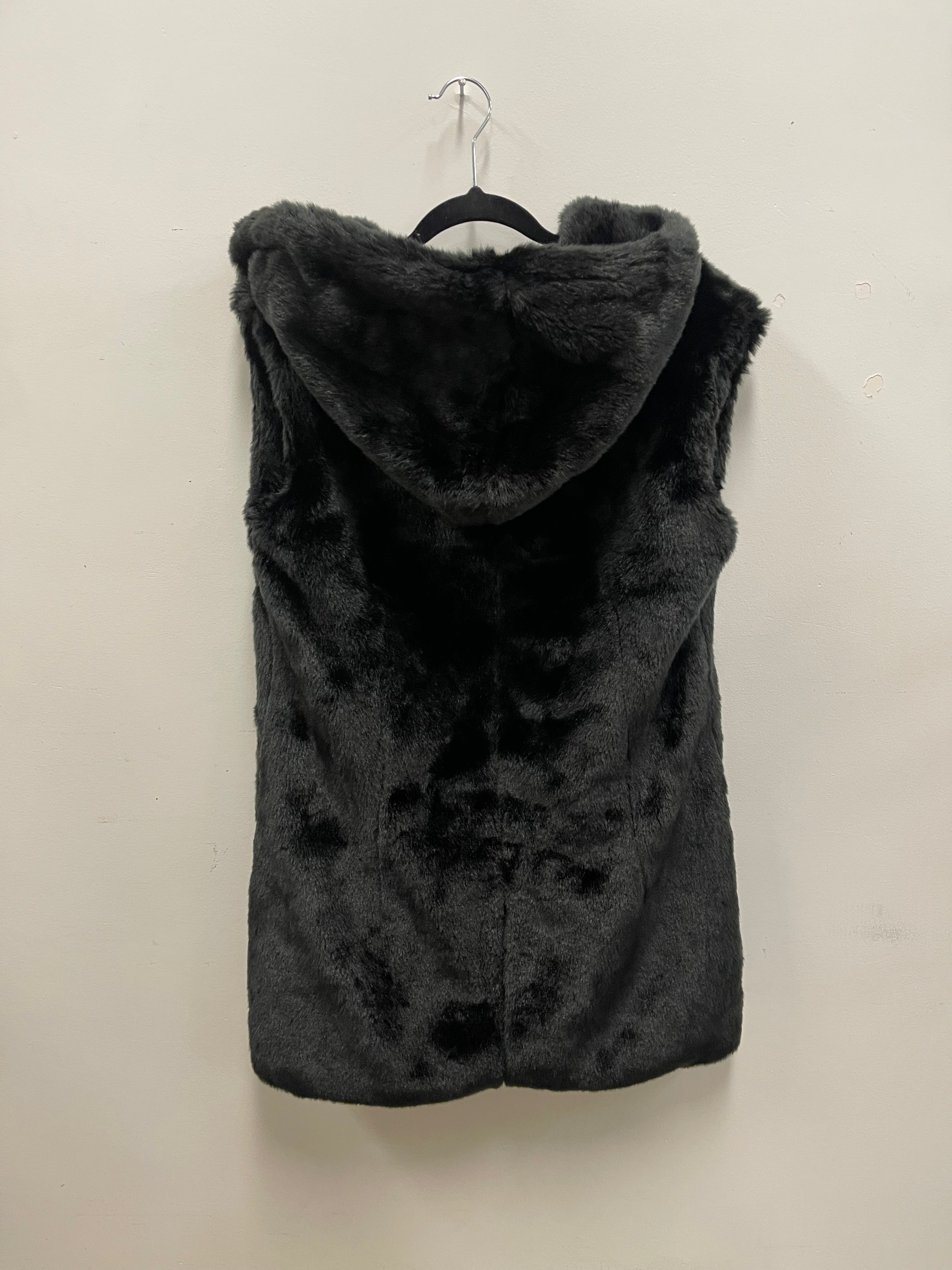 Maxim Black Faux Fur Vest M