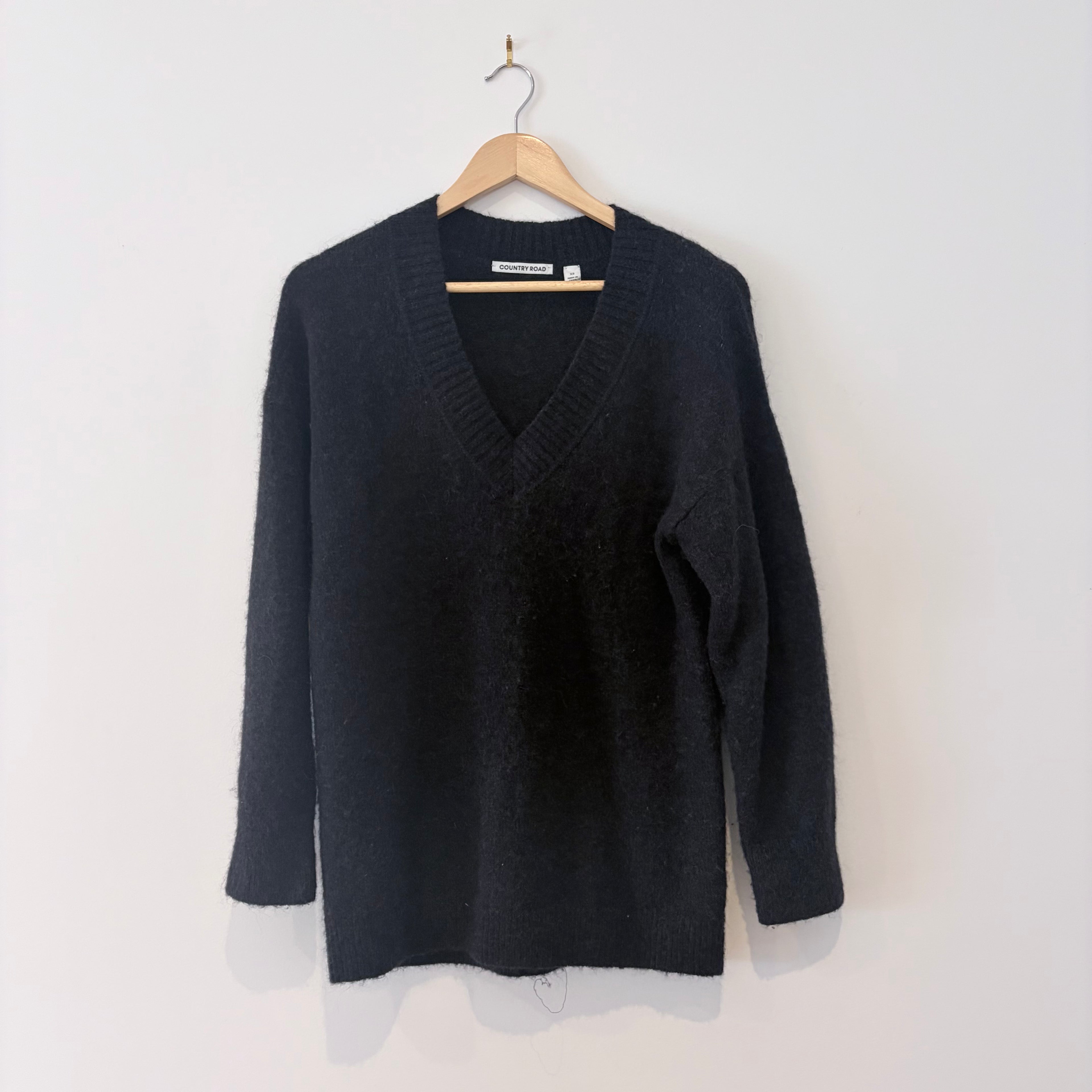 Country Road Black Alpaca and Mohair V-neck Knit - XS