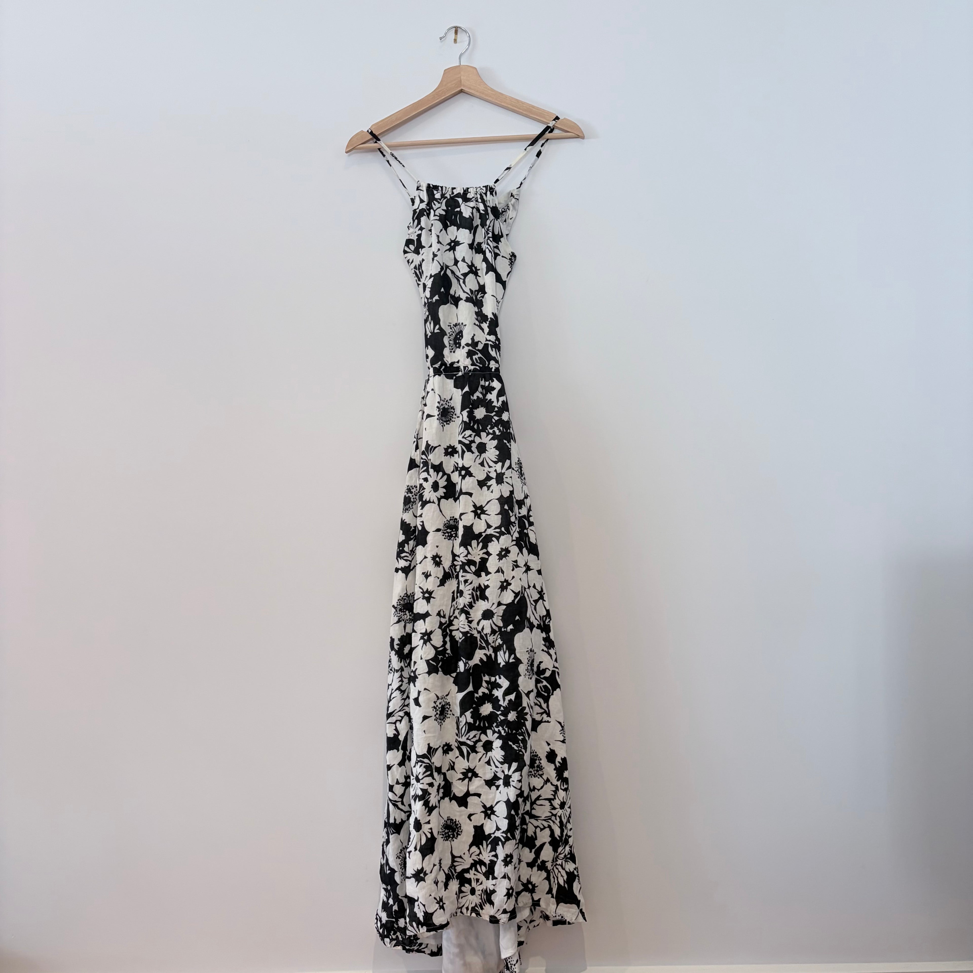 Faithfull the Brand - Black and White Floral Linen Midi - 8
