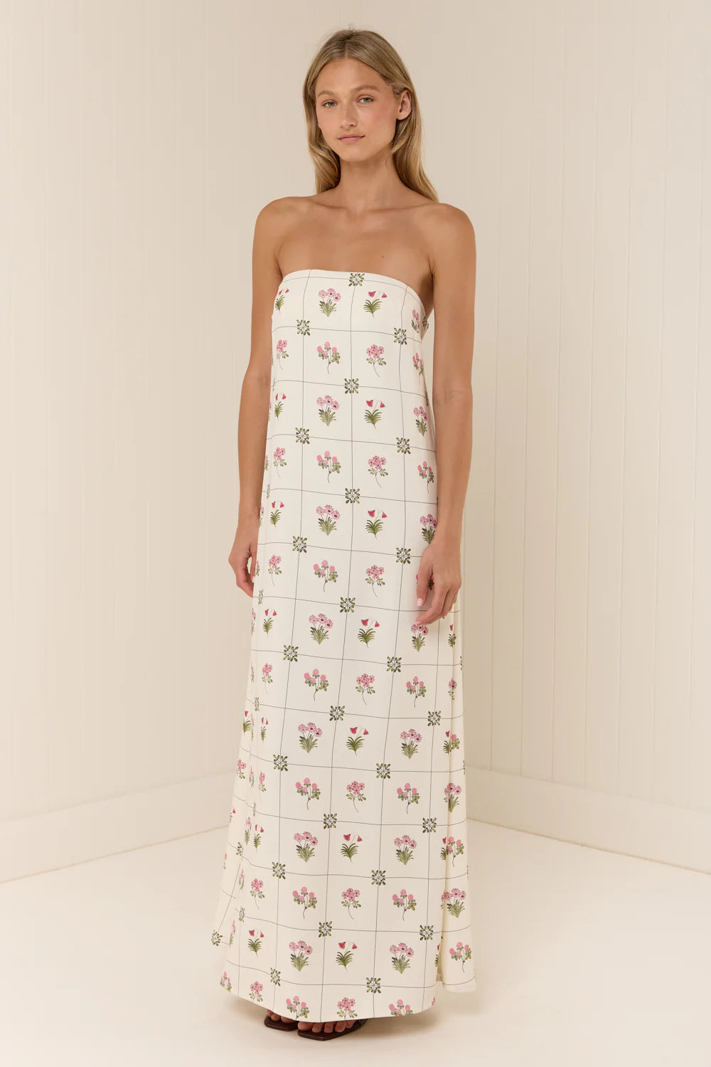 Alessia Dress Flower Ceramics