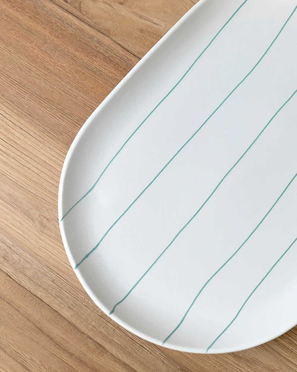 OVAL TRAY 38 x 26.5cm - COASTAL JUNCTION CREAM w/GREEN STRIPE
