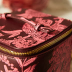 Delphine Small Vanity Case - Garnet