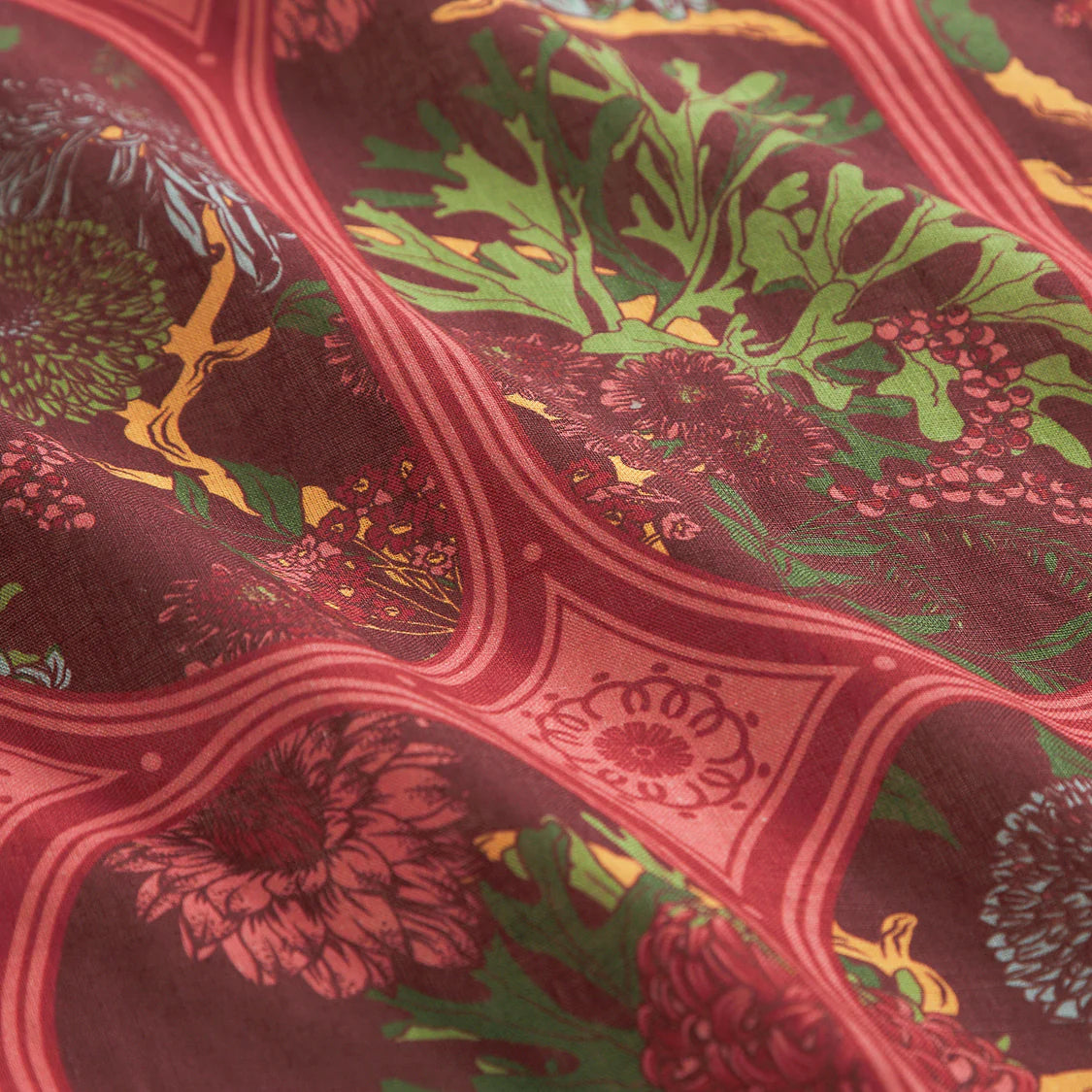 Naia Linen Sheets - Garnet