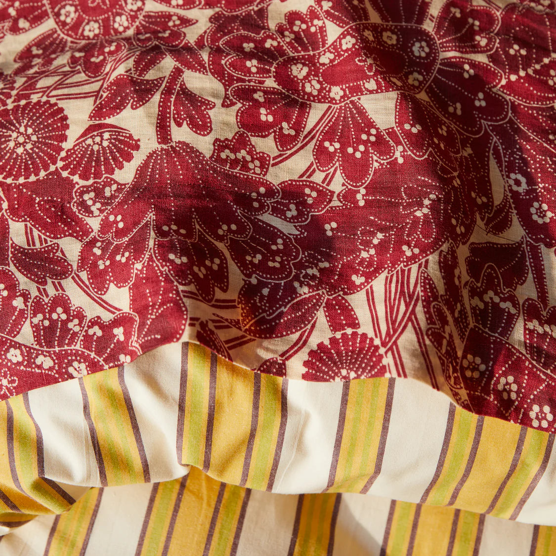 Lucia Linen Sheets - Crimson