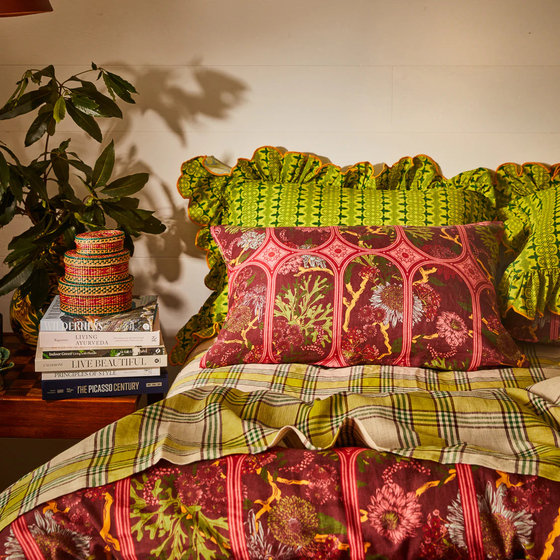 Naia Linen Pillowcase Set - Garnet